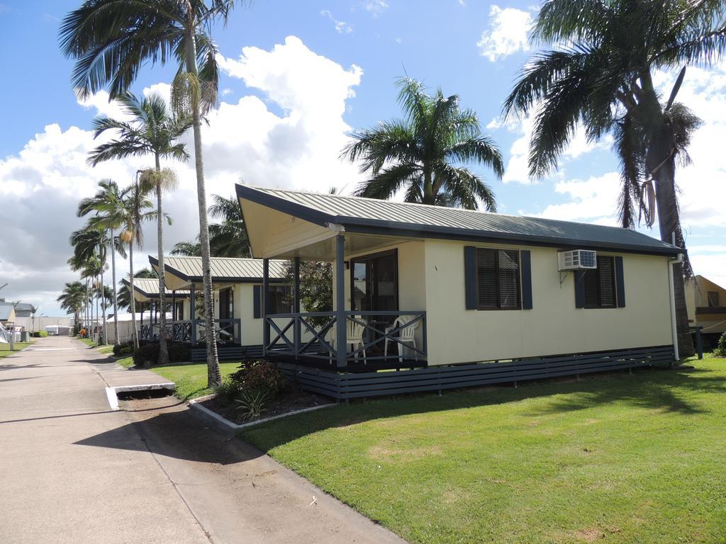 The Park Hotel Mackay Room photo