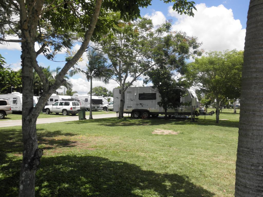 The Park Hotel Mackay Exterior photo